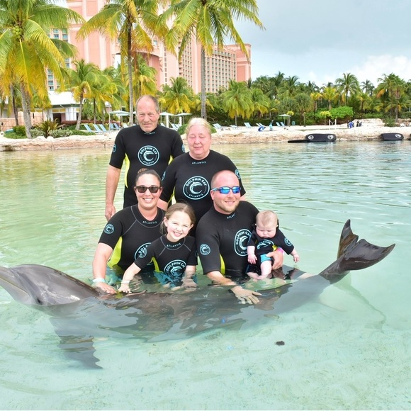 Hey Fellow Poshers! My name is Lakin, Welcome to My Closet! - Picture 5 of 6